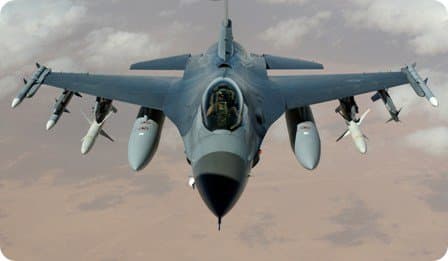 طائرة F-16