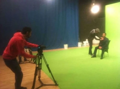 خلف كواليس قناة قدساوي IMG 20121206 WA000