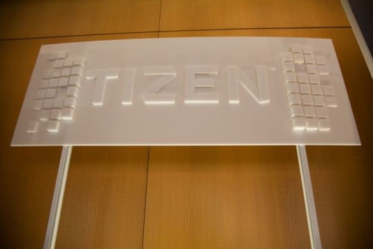 tizen-phone11