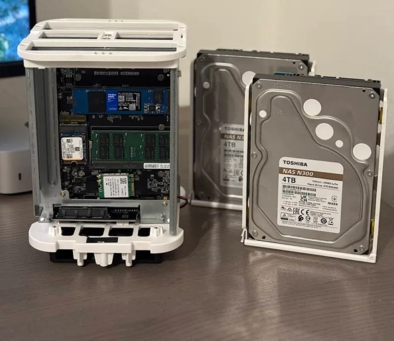 AOOSTAR-HDD-INSTALL AOOSTAR HDD and NVMe and RAM install