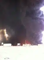 صور و فيديو حريق التواير في الكويت 17/4/2012 11 AqpoFhGCQAAkA8W