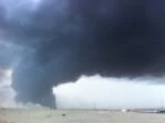 صور و فيديو حريق التواير في الكويت 17/4/2012 12 AqpouI6CEAAlN8X
