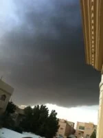 صور و فيديو حريق التواير في الكويت 17/4/2012 34 Aqpxd8CCAAIb3Y6