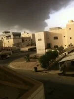 صور و فيديو حريق التواير في الكويت 17/4/2012 41 AqpzjP1CEAAt0ma