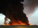 صور و فيديو حريق التواير في الكويت 17/4/2012 15 nublfpj